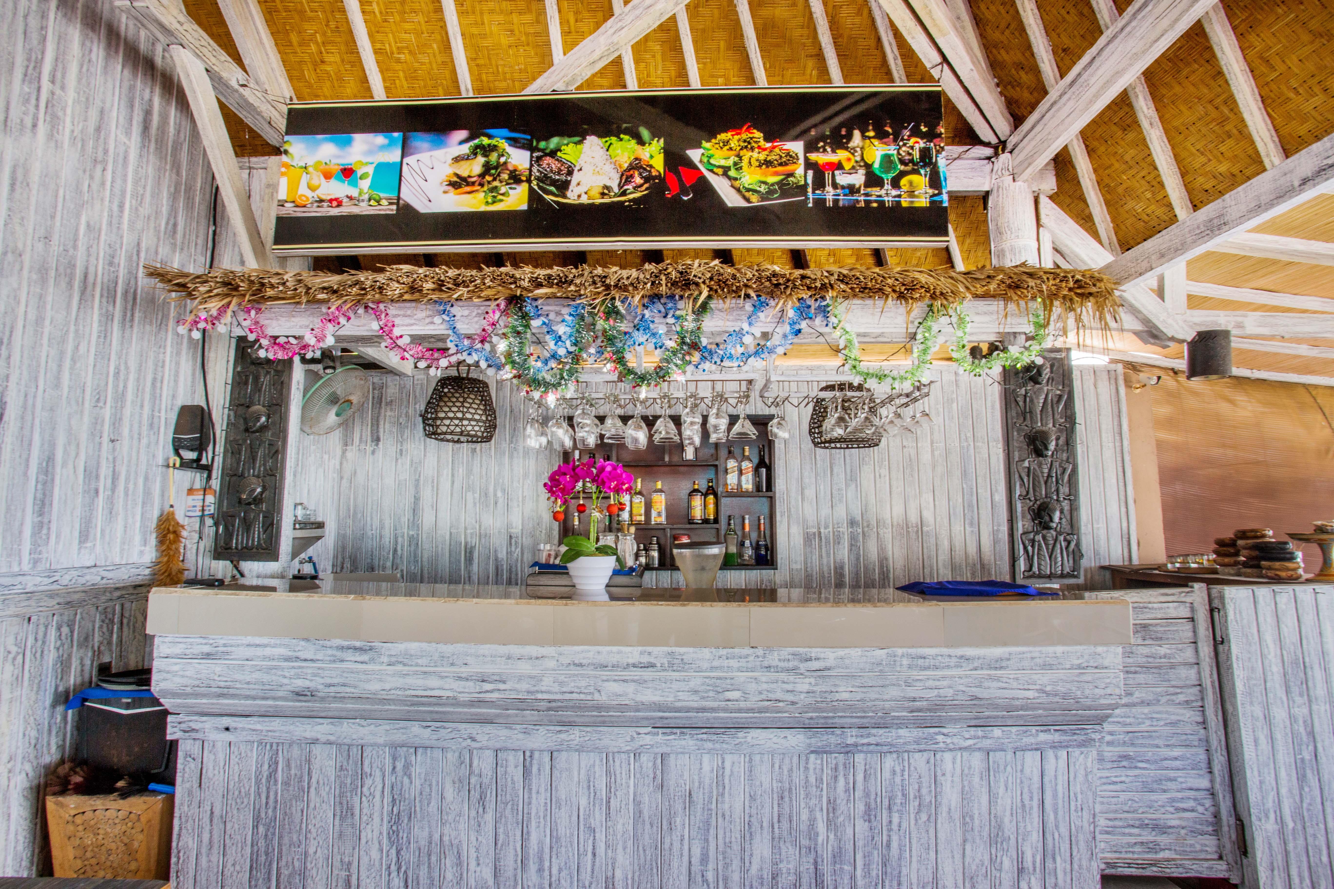 Bay Shore Huts Lembongan Exterior photo