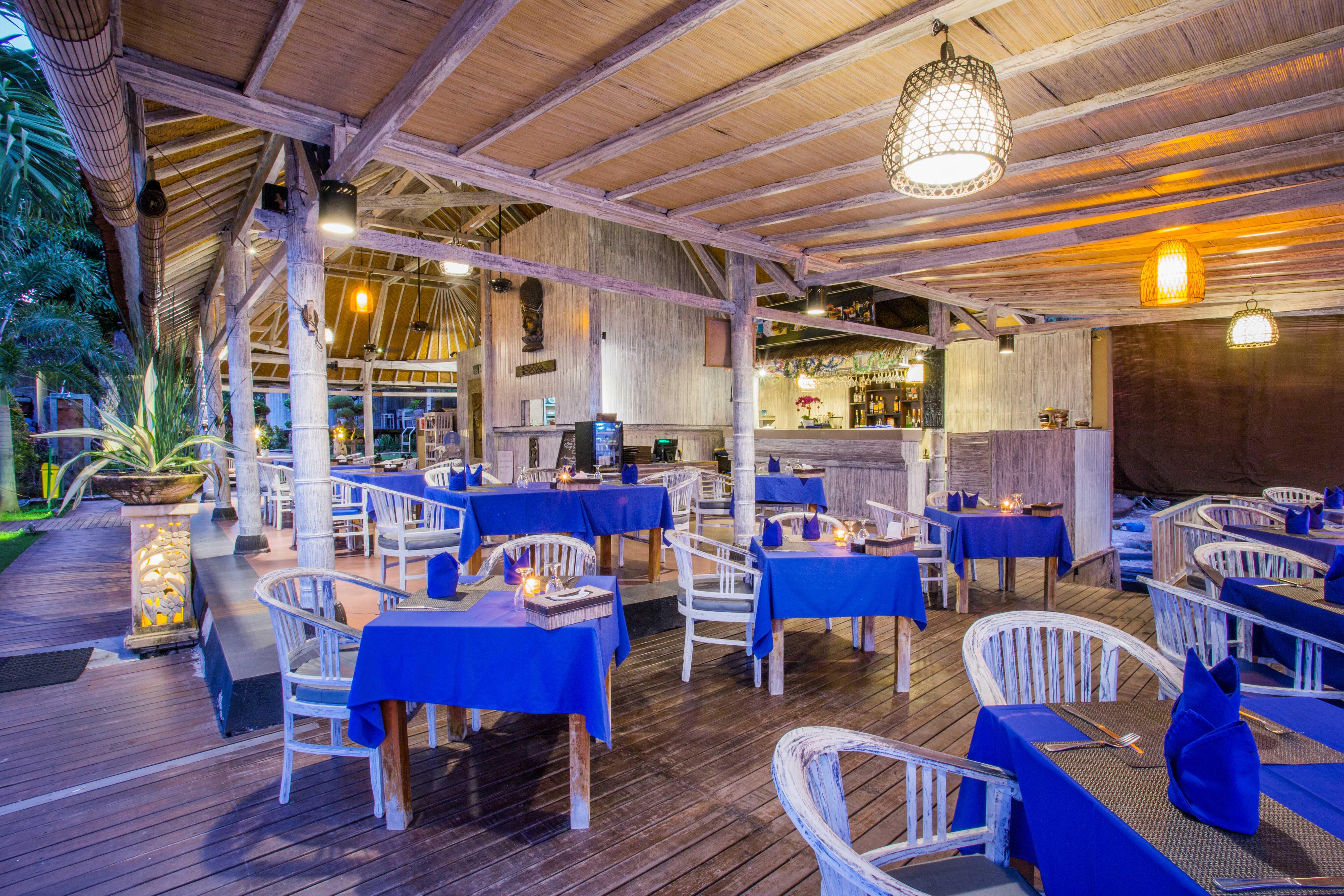 Bay Shore Huts Lembongan Exterior photo