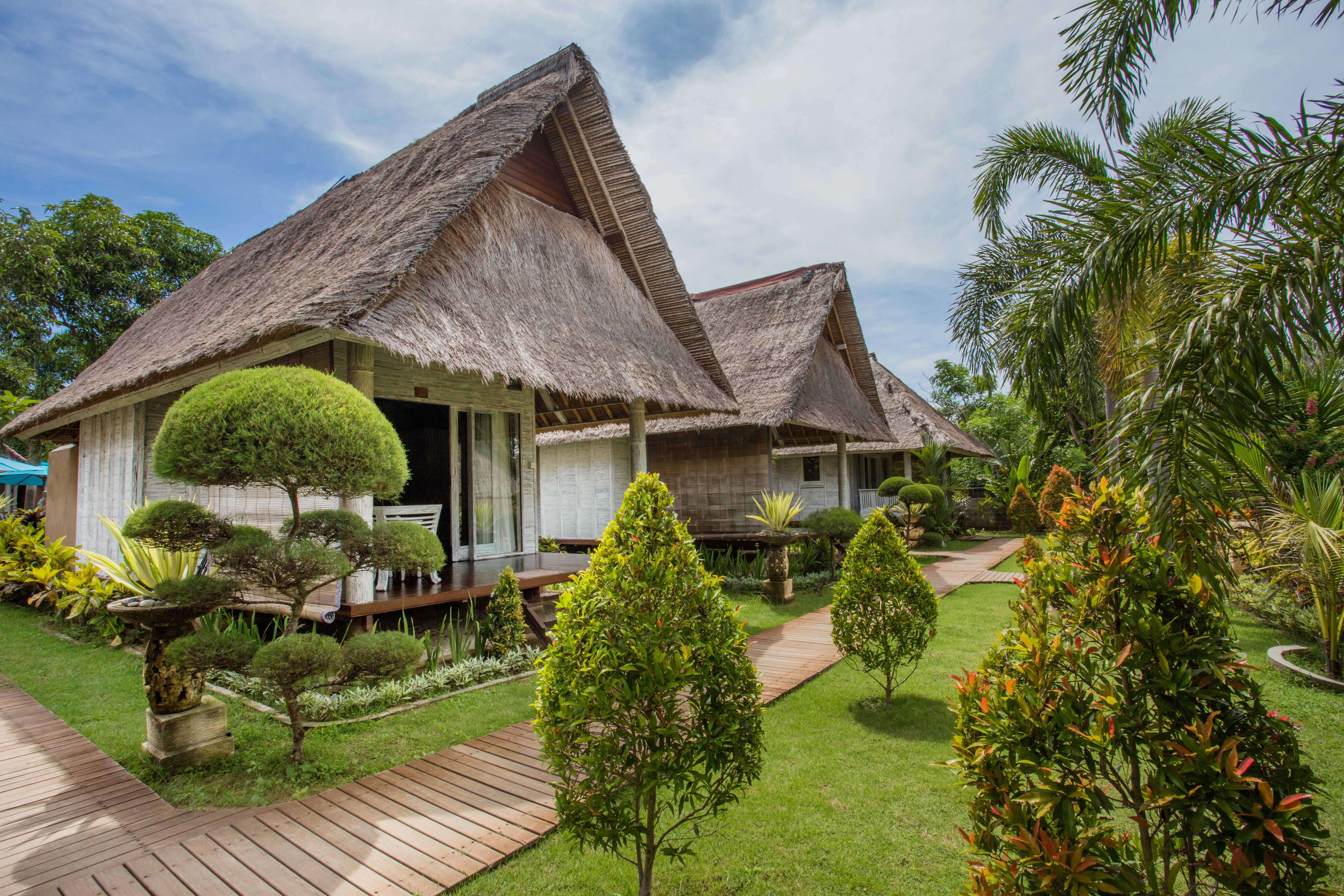 Bay Shore Huts Lembongan Exterior photo