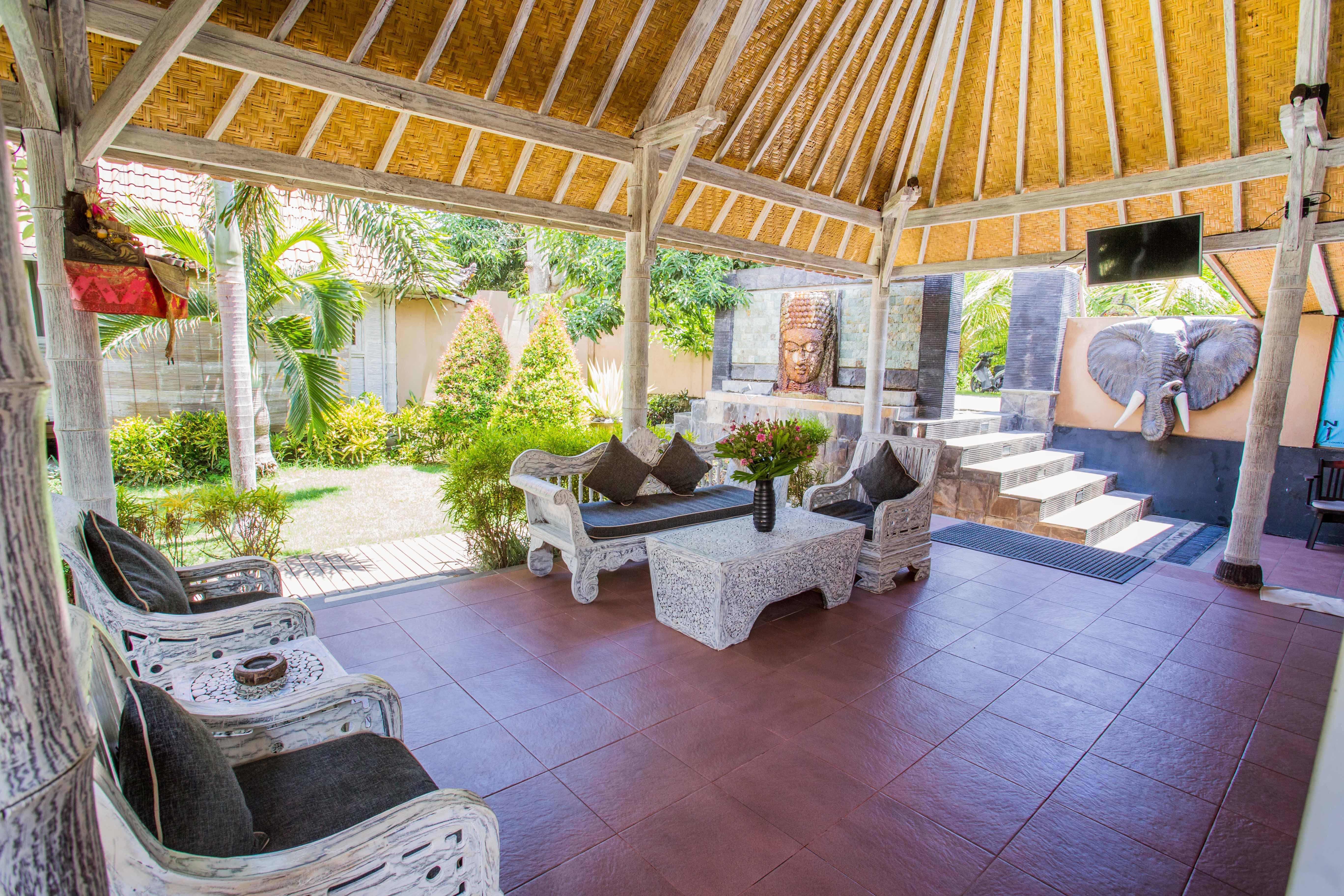 Bay Shore Huts Lembongan Exterior photo