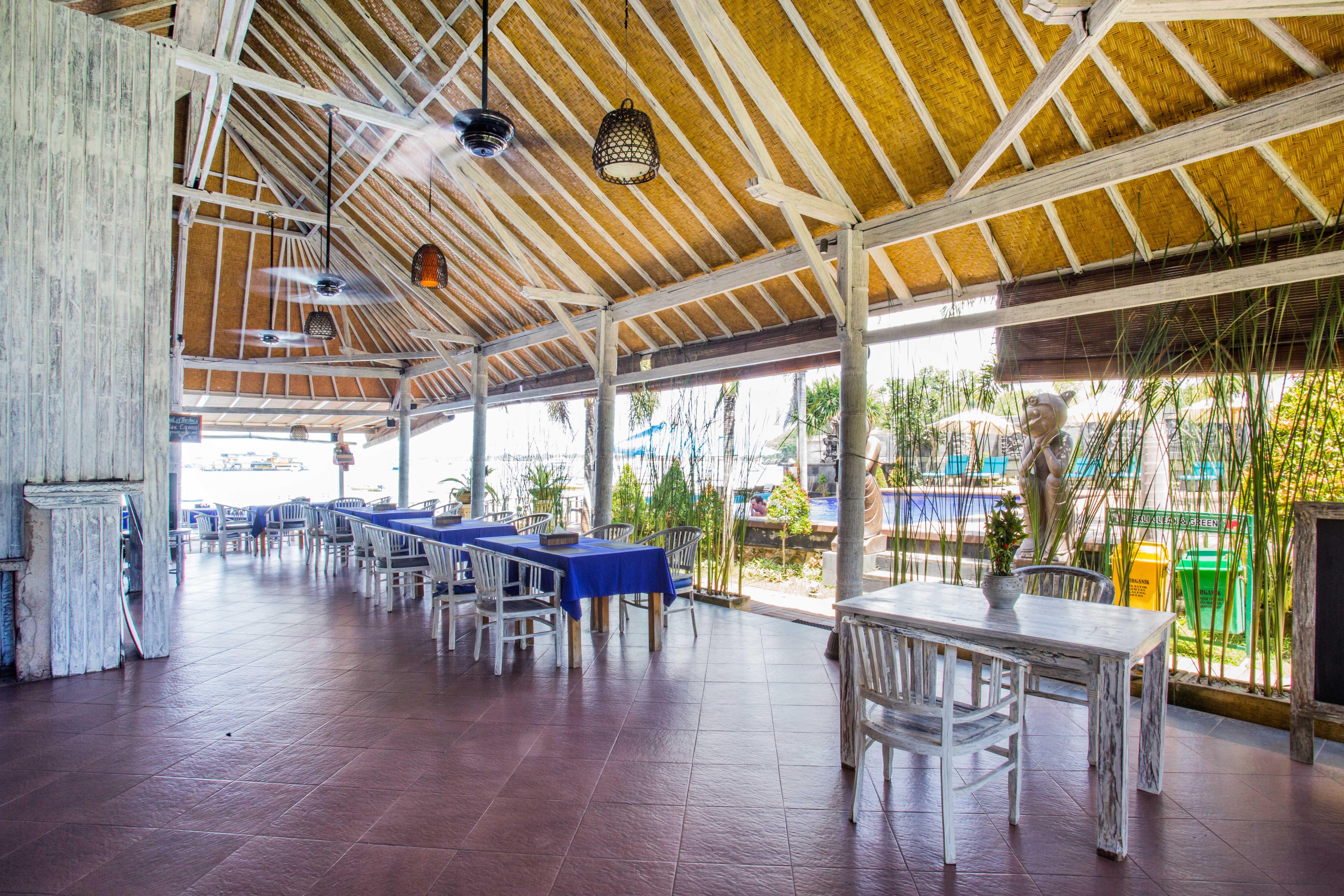 Bay Shore Huts Lembongan Exterior photo